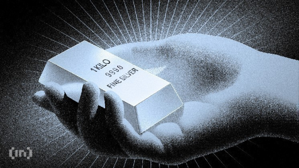 Серебро обновило исторический максимум при цене $100. Что это значит для биткоина