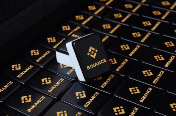 Мошенники имитируют листинг на Binance с помощью ИИ-фото