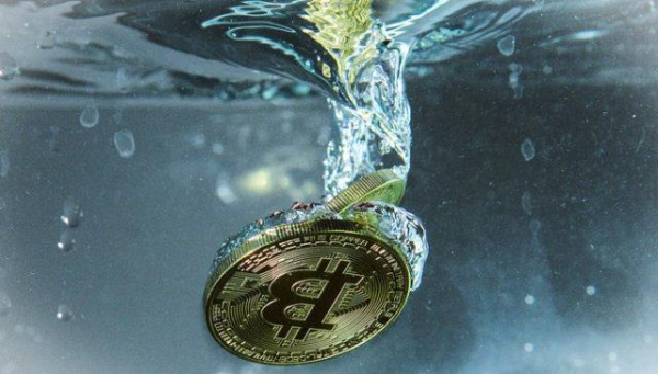 Мнение: &laquo;Биткоин вышел в соленый океан&raquo;