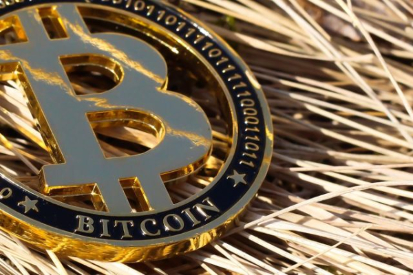 Кошелек эпохи Сатоши перевел биткоины на $203 млн
