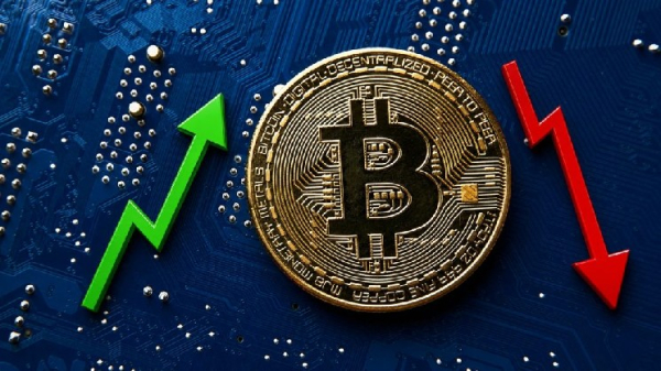 В чем причина падения? Чего можно ожидать от цены BTC дальше? Две аналитические компании раскрывают подробности!