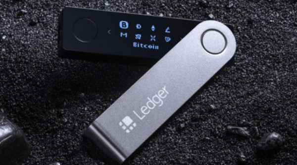 Ledger обнаружила уязвимость в чипе Trezor Safe 7