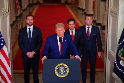 Трамп заявил о конце перемирия с Ираном. Нефть взлетела, биткоин рухнул ниже $61 500