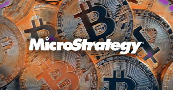Grayscale: Strategy должна продать биткоины на $3 млрд Grayscale: Strategy должна продать биткоины на $3 млрд